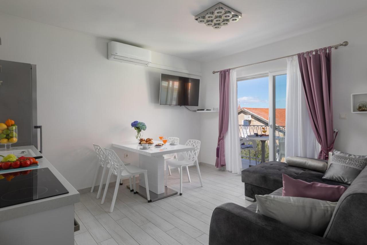 Hortenzija Apartments มาคาร์สกา ภายนอก รูปภาพ